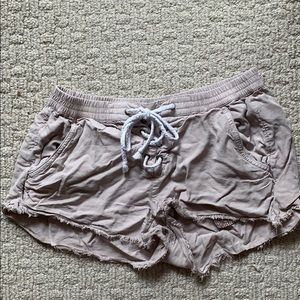 Arie Castaway shorts